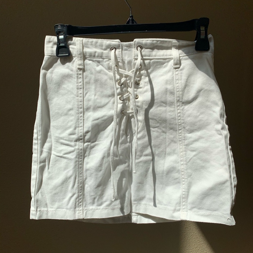 FOREVER 21 Denim Skirt White Solid Bottom